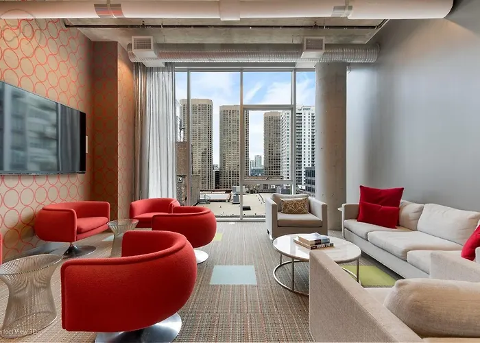 Jeffjack Heated Pool Penthouse In Chicago's West Loop Chicago