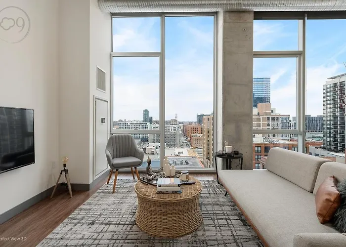 Jeffjack Heated Pool Penthouse In Chicago's West Loop Chicago
