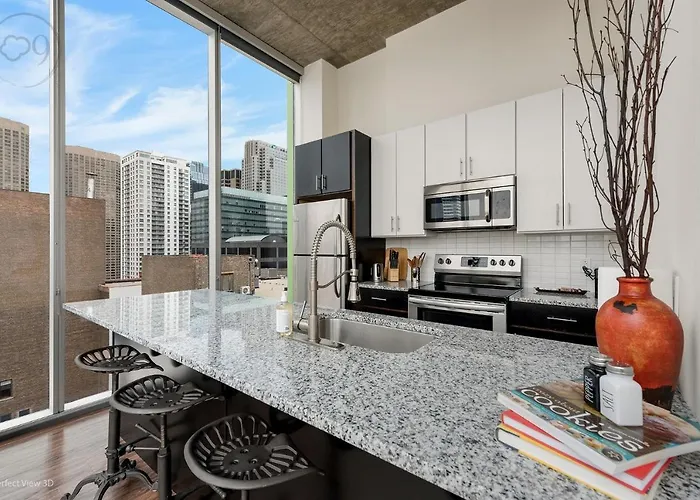 Jeffjack Heated Pool Penthouse In Chicago's West Loop Apartment *